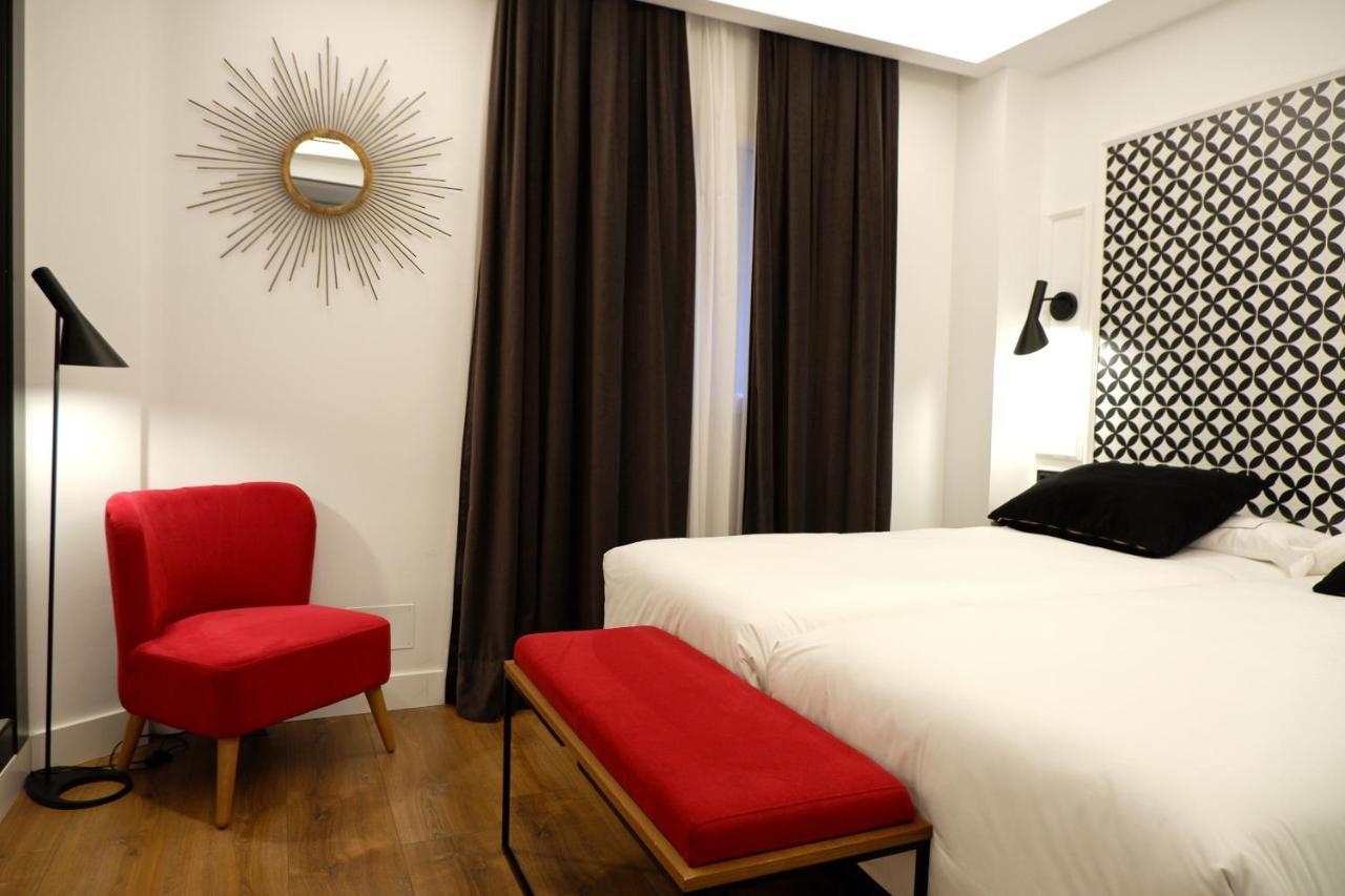 Hotel Colon Plaza باياذوليد المظهر الخارجي الصورة